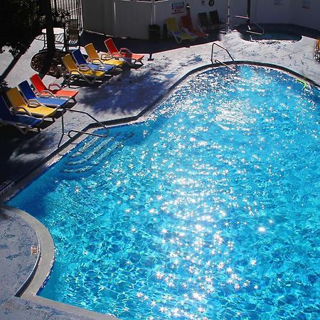 Ramada By Wyndham Kissimmee Downtown Hotel Kültér fotó