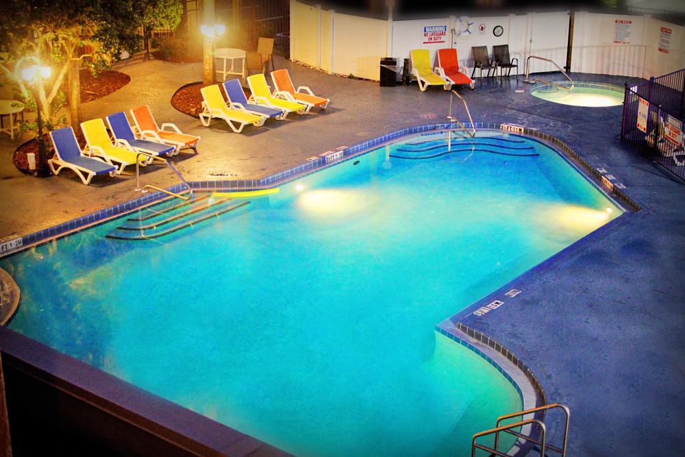 Ramada By Wyndham Kissimmee Downtown Hotel Kültér fotó