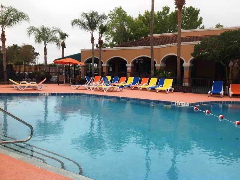 Ramada By Wyndham Kissimmee Downtown Hotel Kültér fotó